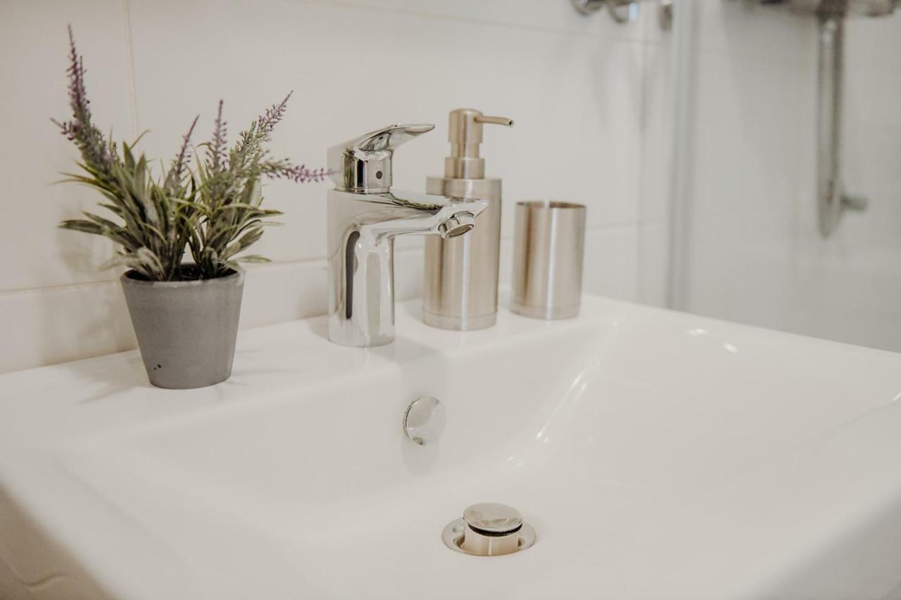 Apartman M5 Dakovo Luaran gambar